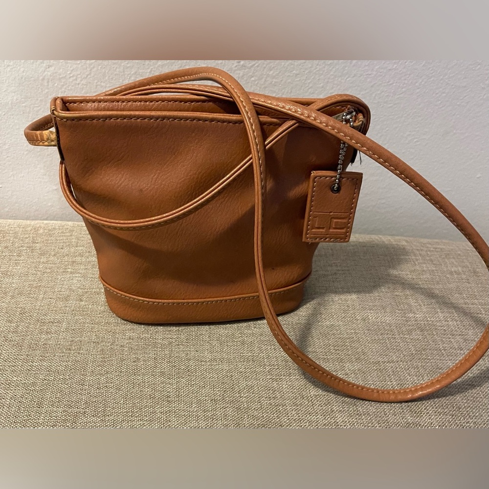 VTG Liz Claiborne Brown Leather Crossbody